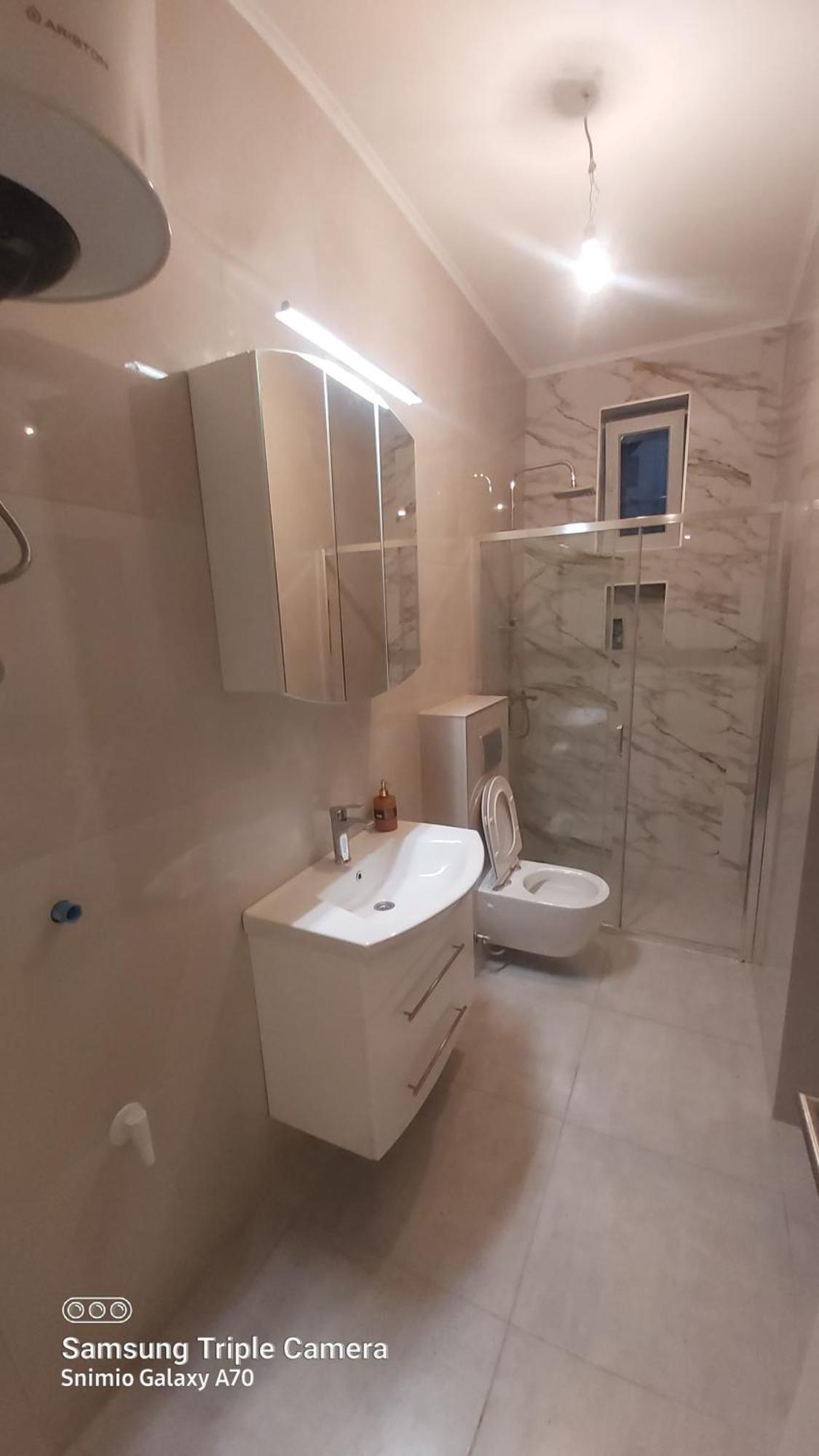 Amy Apartman Τούζλα Εξωτερικό φωτογραφία