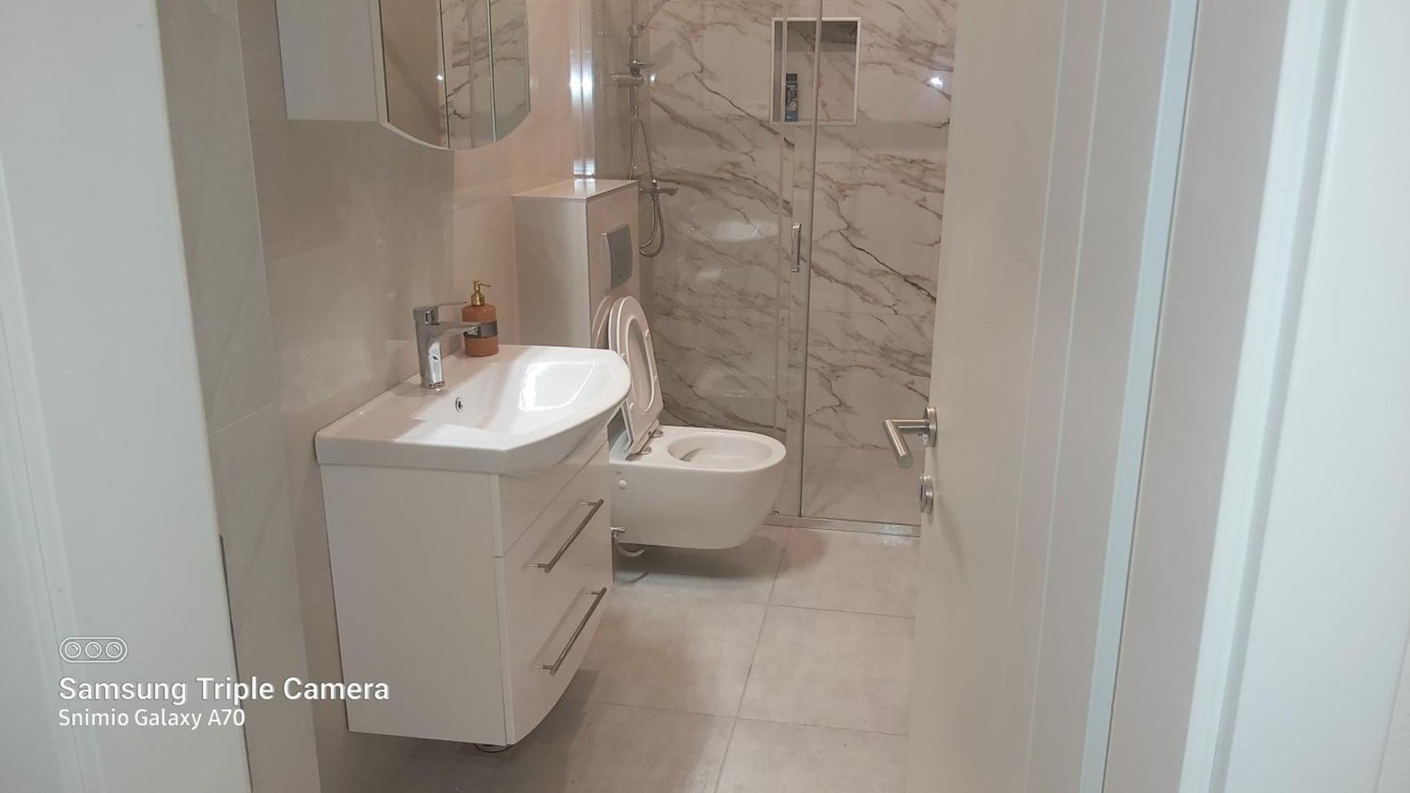 Amy Apartman Τούζλα Εξωτερικό φωτογραφία